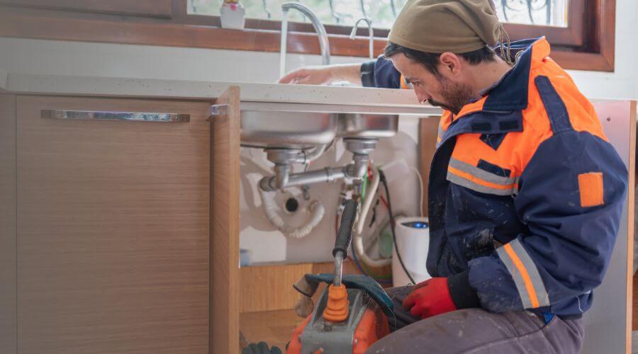 Professional clogged toilet repair in Kapaau, HI